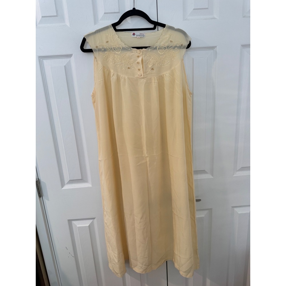 Vintage Hand Embroidered 100% Silk Nightgown Yellow Floral Beaded Shanghai 42